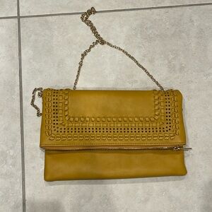 Women’s crossbody/clutch